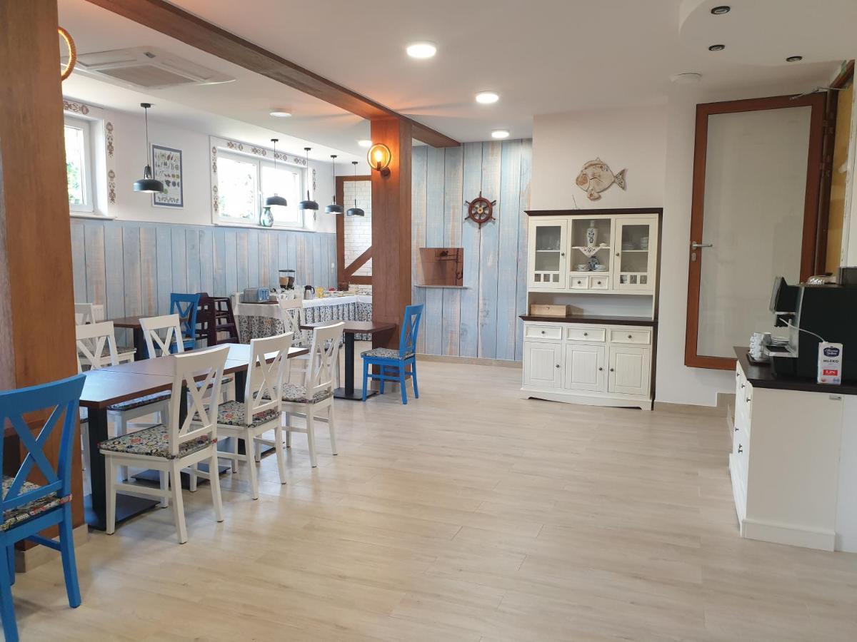 Dom Jastrzebia Z Basenem I Jacuzzi Jastrzebia Gora Exterior foto