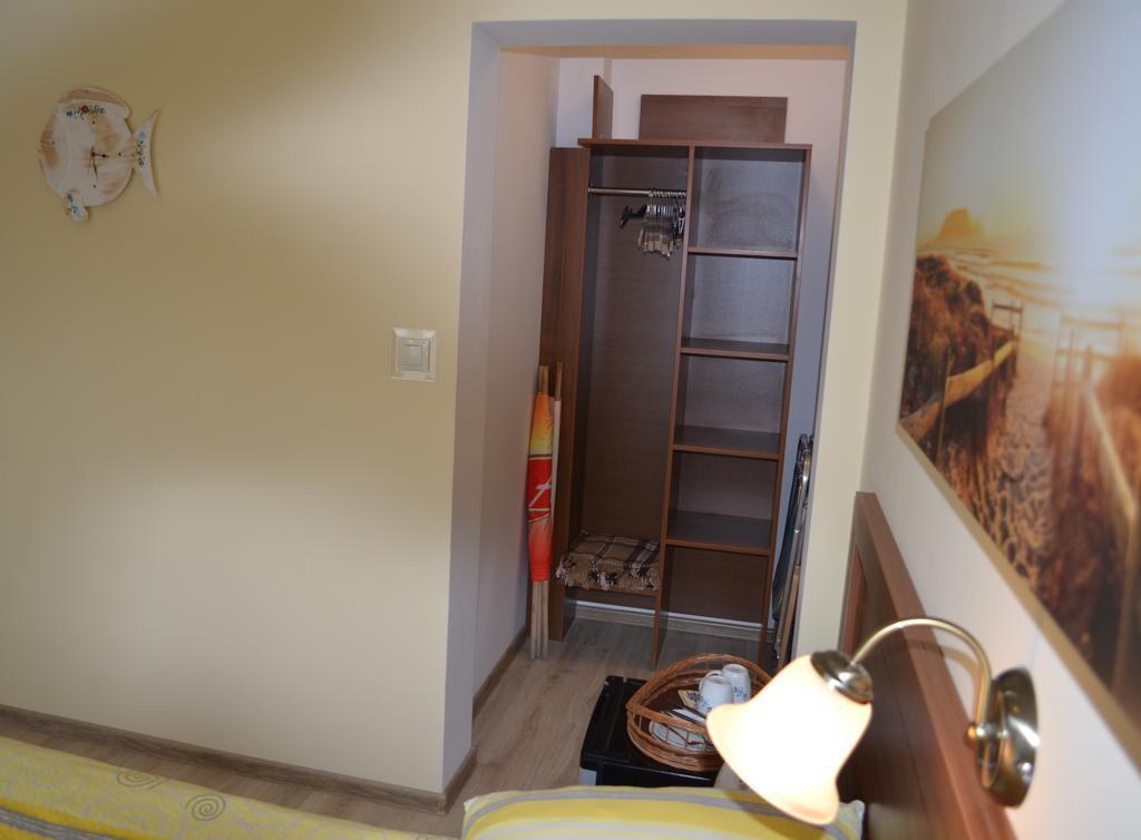 Dom Jastrzebia Z Basenem I Jacuzzi Jastrzebia Gora Exterior foto