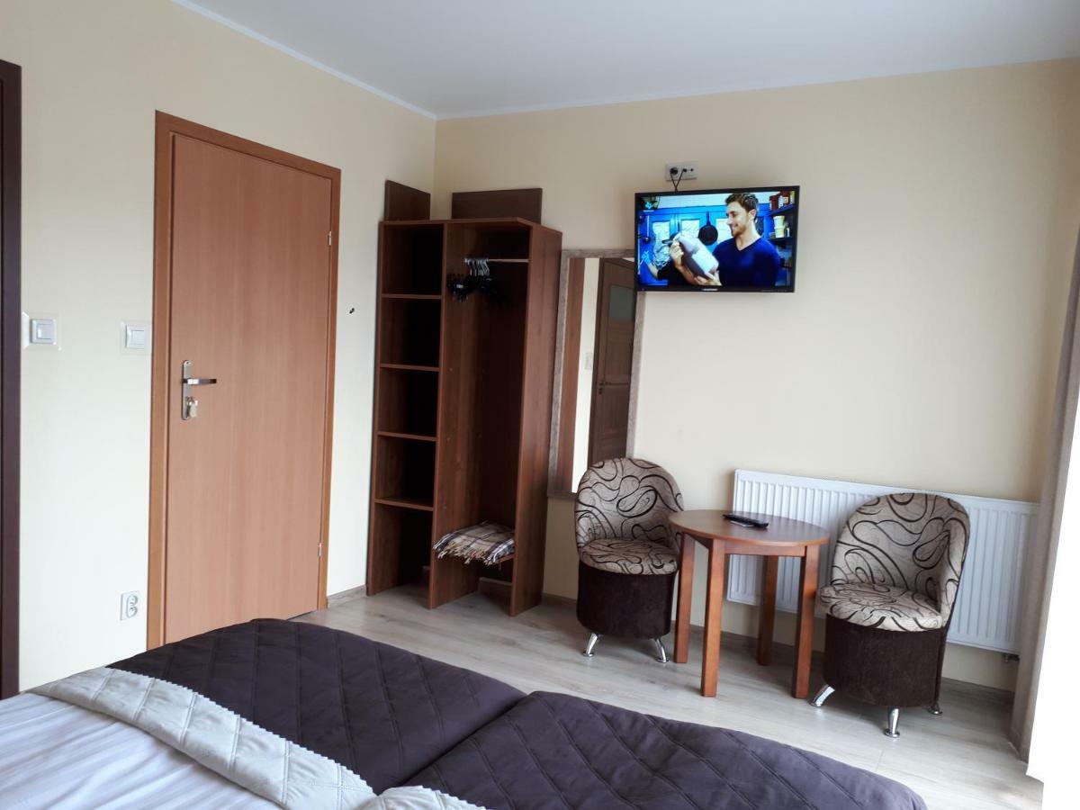 Dom Jastrzebia Z Basenem I Jacuzzi Jastrzebia Gora Exterior foto