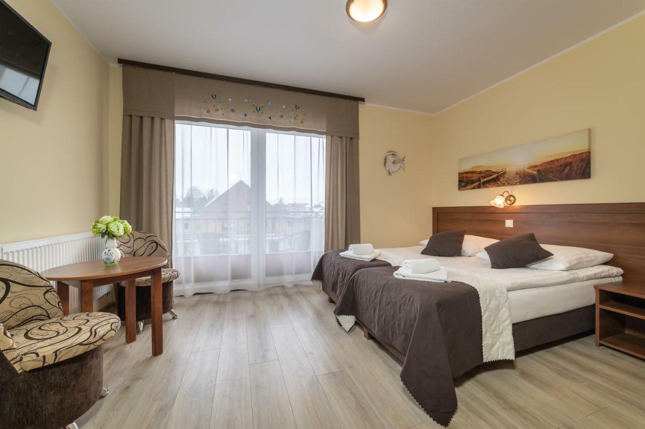 Dom Jastrzebia Z Basenem I Jacuzzi Jastrzebia Gora Exterior foto